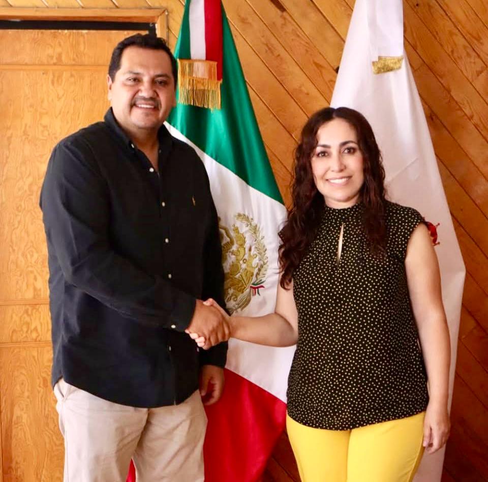 Inicia transición ordenada en Tepehuanes entre Marisela Corral y José Ramón Sánchez