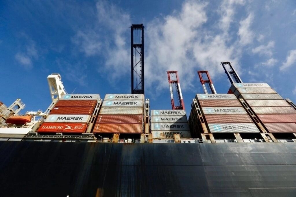 Prevén aranceles de 30% solo para comercio que está fuera del T-MEC
