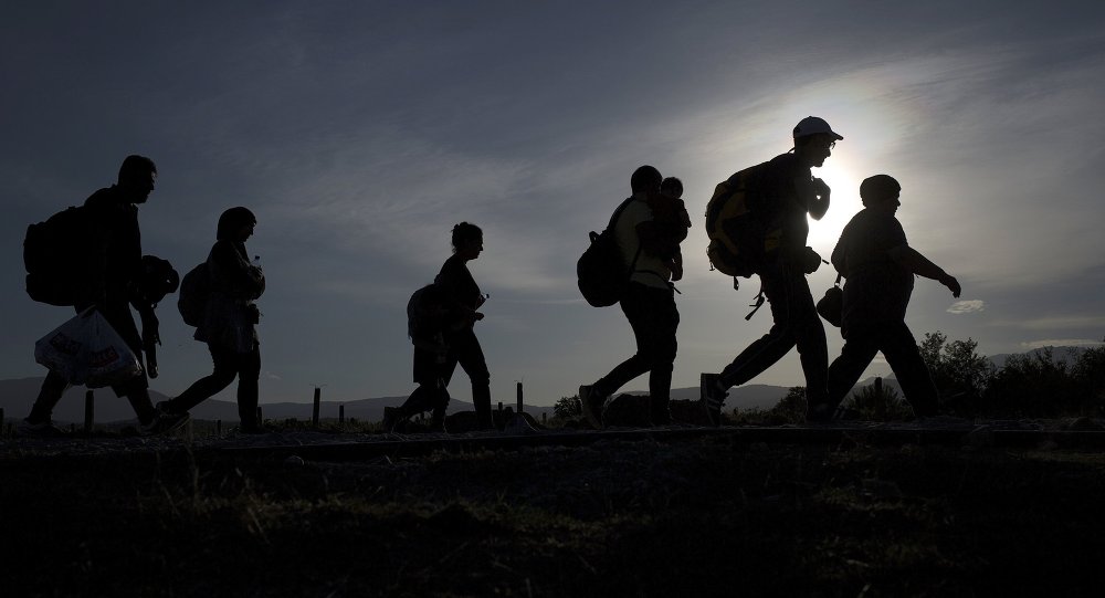 Congresistas impulsan ley para proteger a migrantes con más de 4 años en EE.UU.