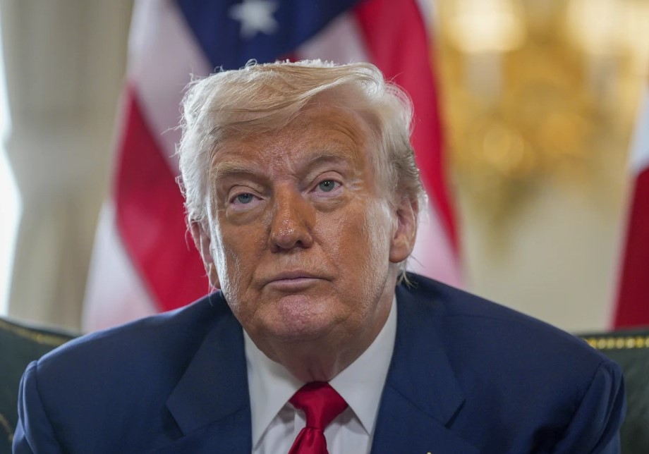 Trump rompe lazos con Epstein tras traición laboral