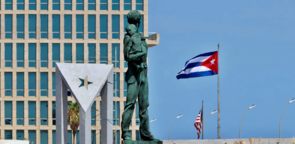 Trump endurece política hacia Cuba con nuevas restricciones económicas y de viaje