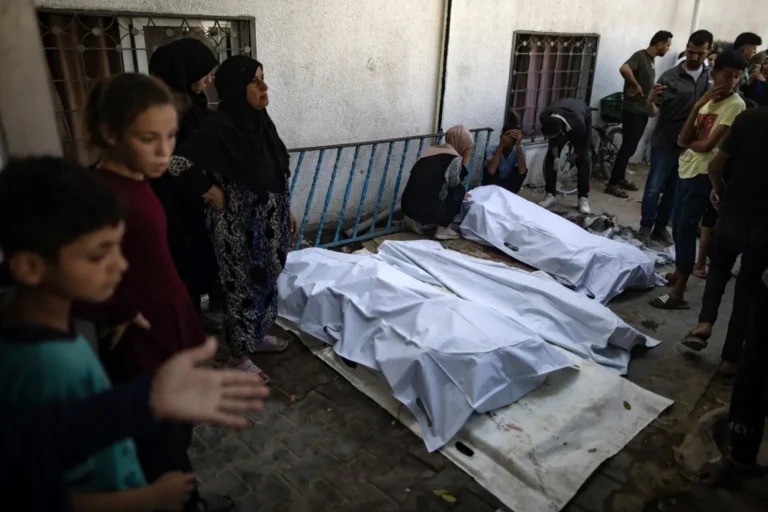 Nuevos bombardeos en zonas seguras» de Gaza, deja decenas de muertos