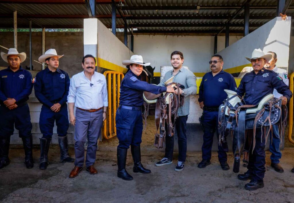 Gobierno Municipal e Iniciativa Privada refuerzan seguridad con más equipo para la Policía Montada