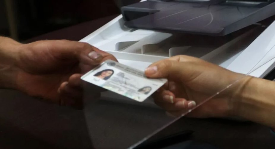 Comisiones INE aprueban modelo para nueva credencial de elector