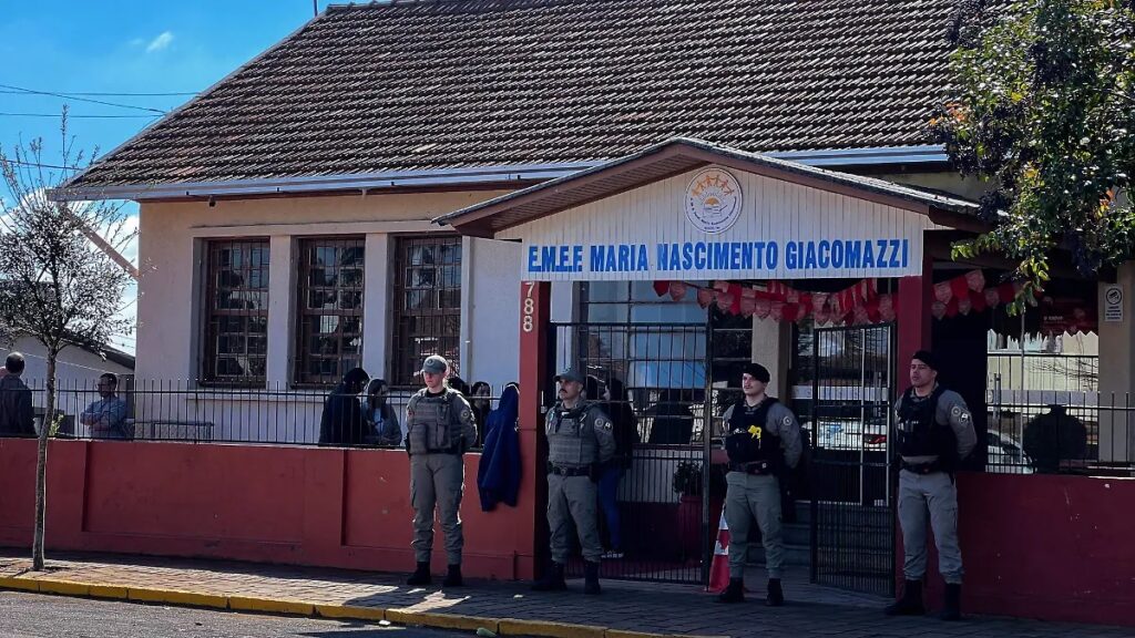 Adolescente asesina a niño de 9 años y hiere a otros en sangriento ataque dentro de escuela