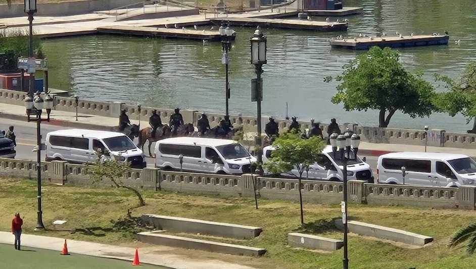 Consulado en Los Ángeles resguarda a mexicanos ante operativo antimigrante