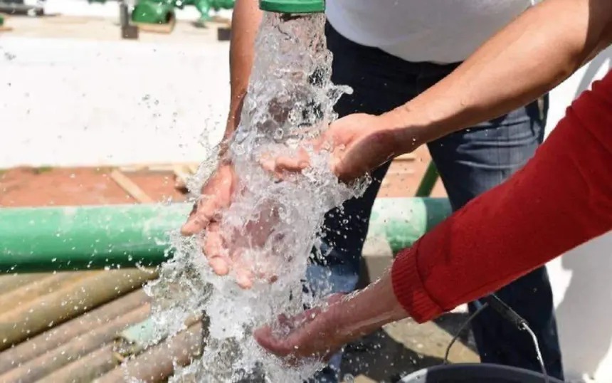 Santiago Papasquiaro alcanza el 70 % de abastecimiento de agua potable; se prevé llegar al 85 % esta semana