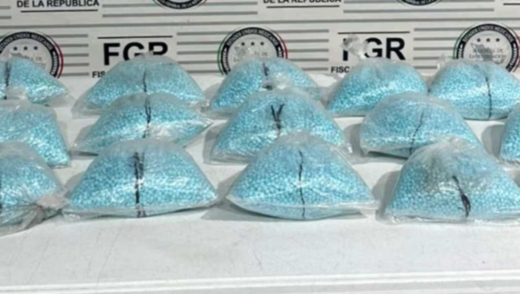 Detienen a sujetos que transportaban 200 mil pastillas de fentanilo