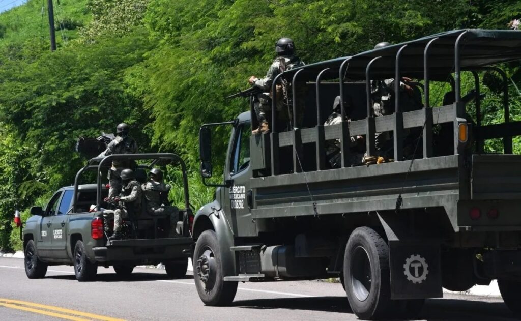 Detienen a 11 presuntos miembros de ‘Los Mayos’ en Navolato, Sinaloa