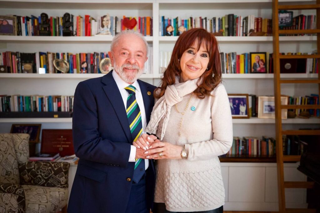 Cristina Kirchner recibe visita solidaria de Lula da Silva