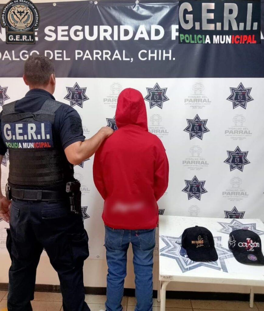 Detienen a menor de edad por daños a negocios en el centro de Parral