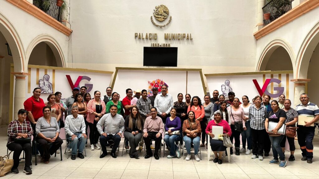 COESVI continúa trámites de escritura en colonia escritores