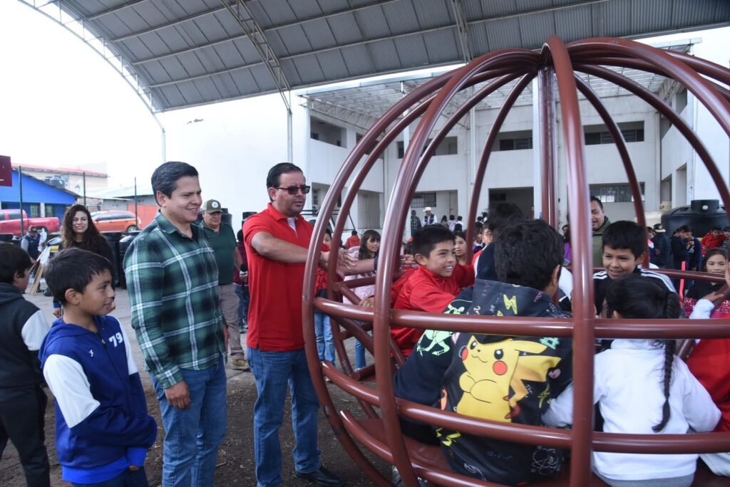 Nuevo parque infantil en colonia Azteca promete diversión y seguridad