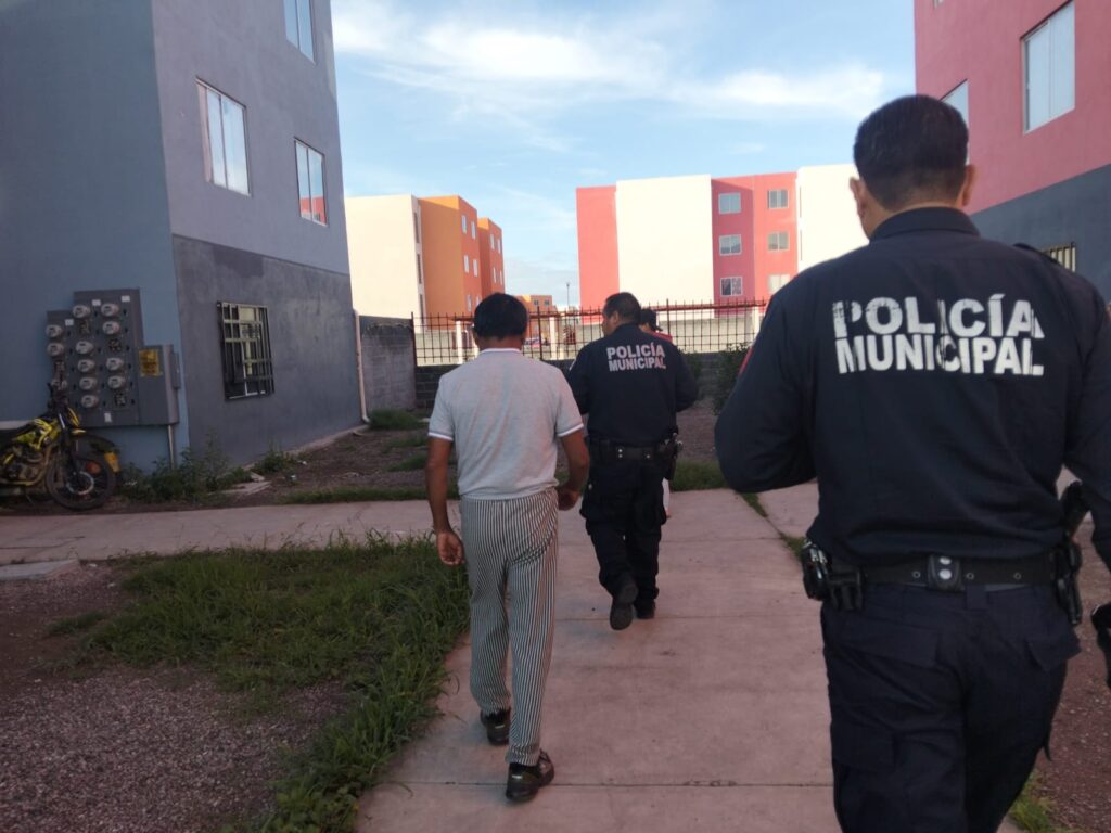 Trasminaba sangre de vecino muerto en departamento superior