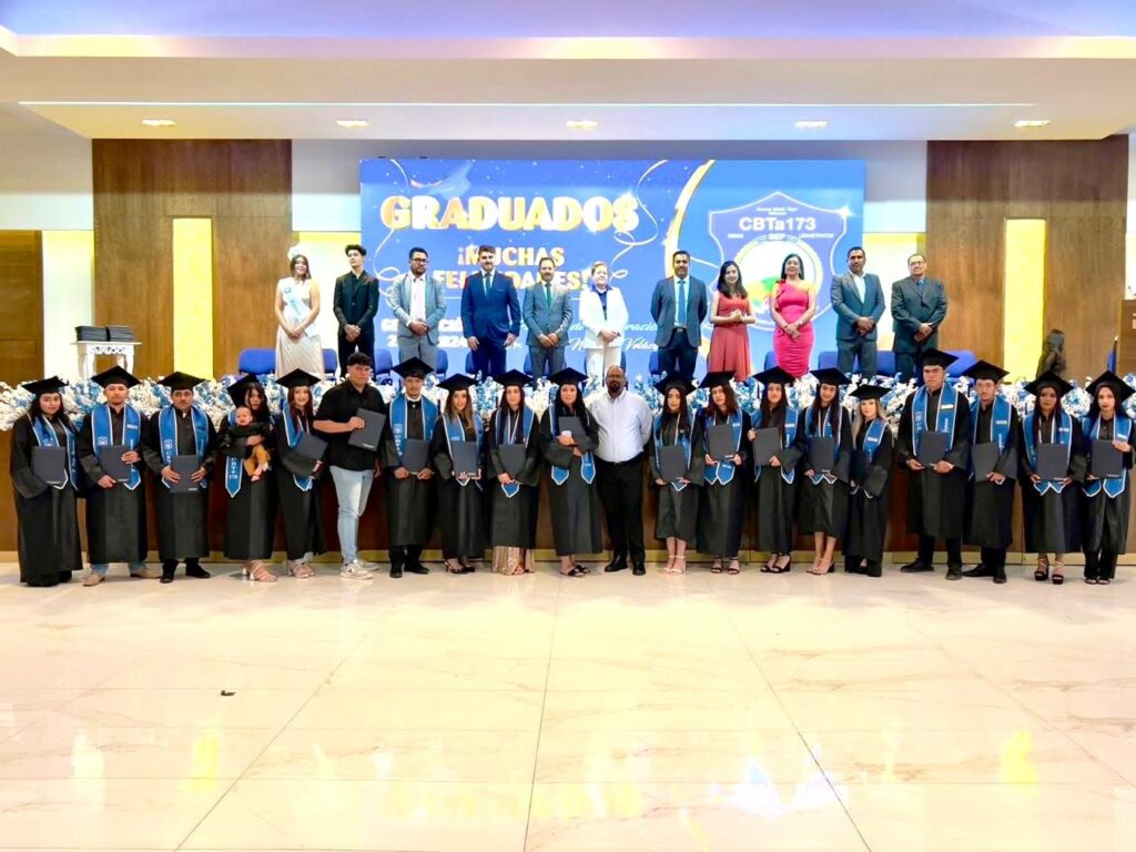 Emotiva graduación en el CBTA #173 de Nuevo Ideal: jóvenes listos para nuevos retos
