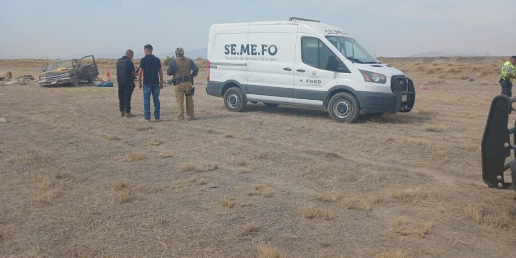 Familia se accidentó al tronar llanta y uno murió