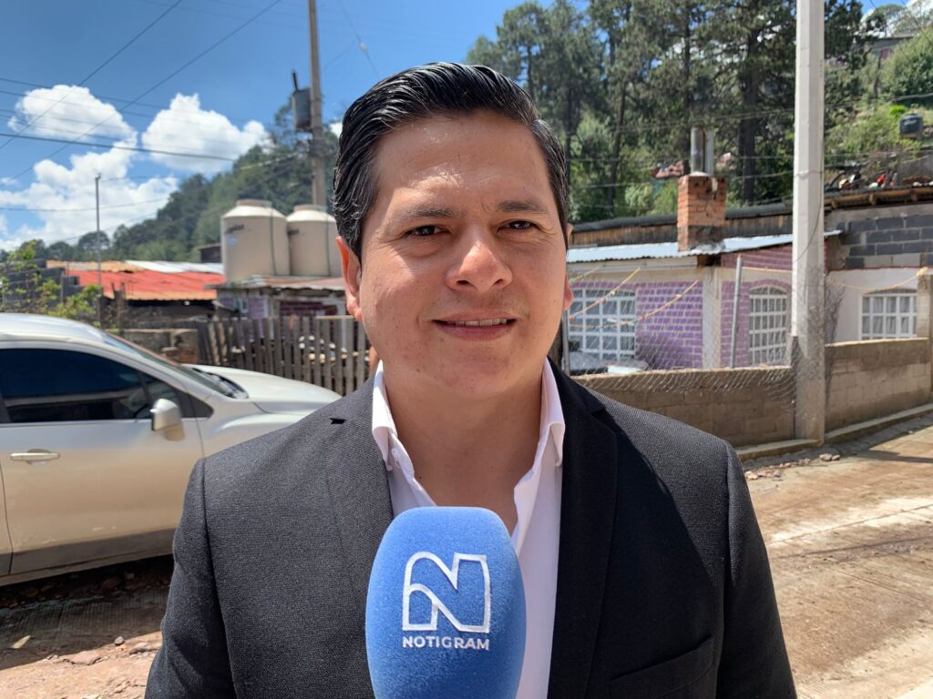 Adrián Chaparro garantiza cuentas claras y transparentes