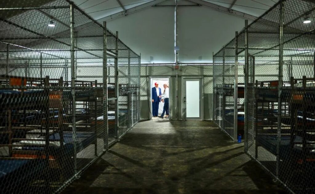 EE.UU. planea construir cinco nuevos ‘megacentros’ de detención migratoria como el de Florida