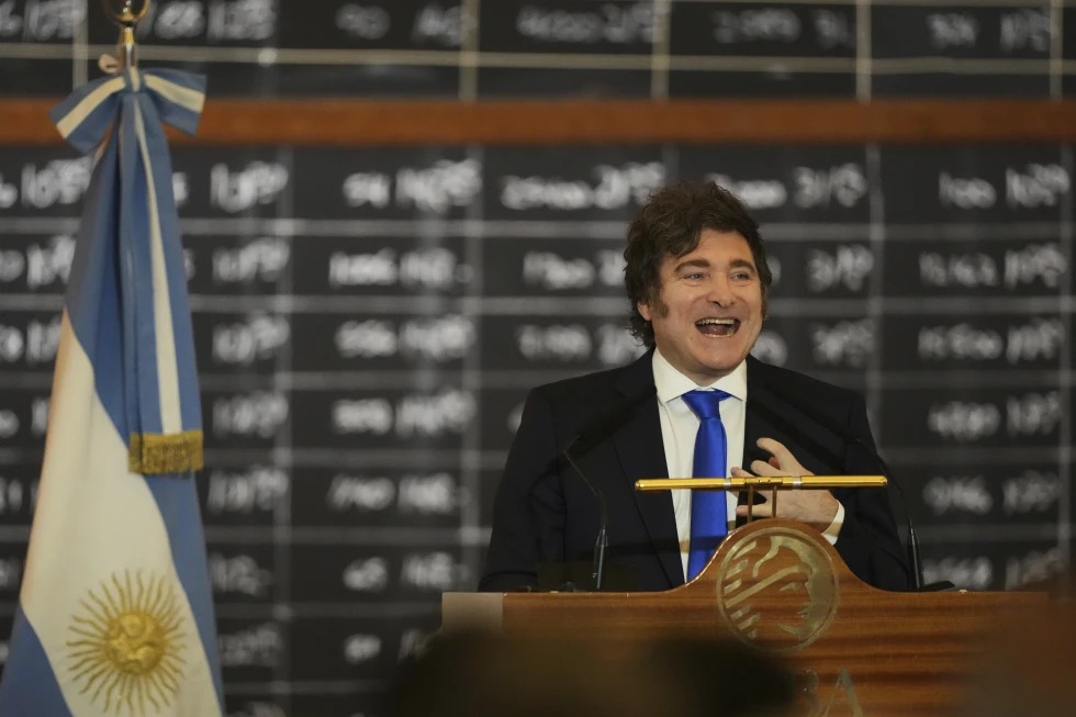 Milei celebra, Argentina registra leve repunte inflacionario en junio, fue de 1.6%
