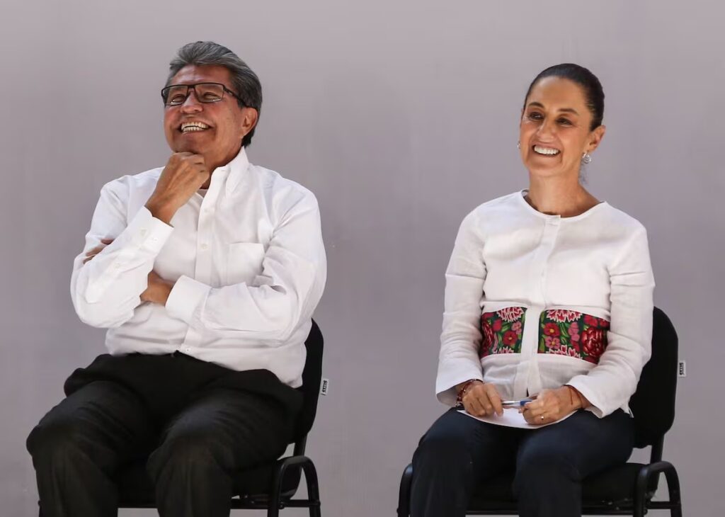 Cerrar filas con Sheinbaum es indispensable para el bienestar nacional: Monreal