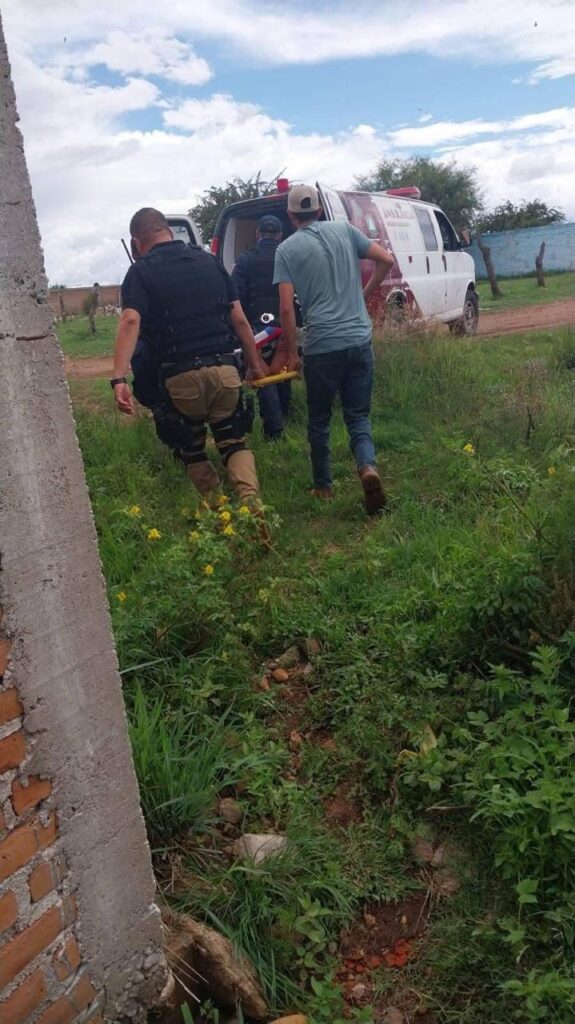 Tapado con cobija y bajo un árbol hallan a desaparecido