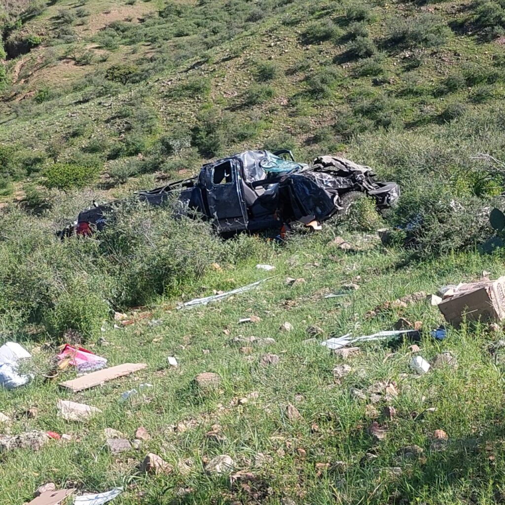 Se desbarrancó vehículo y falleció el conductor