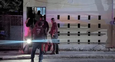 En Campeche hombre ataca con ácido a su pareja, colectivos exigen justicia