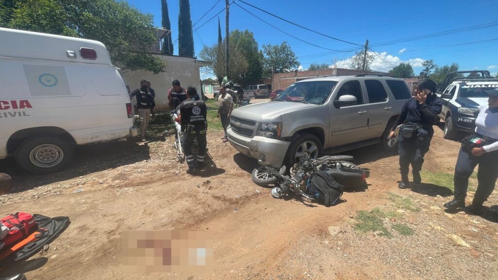 Motociclista resulta con heridas de gravedad tras accidente vial en colonia ejidal