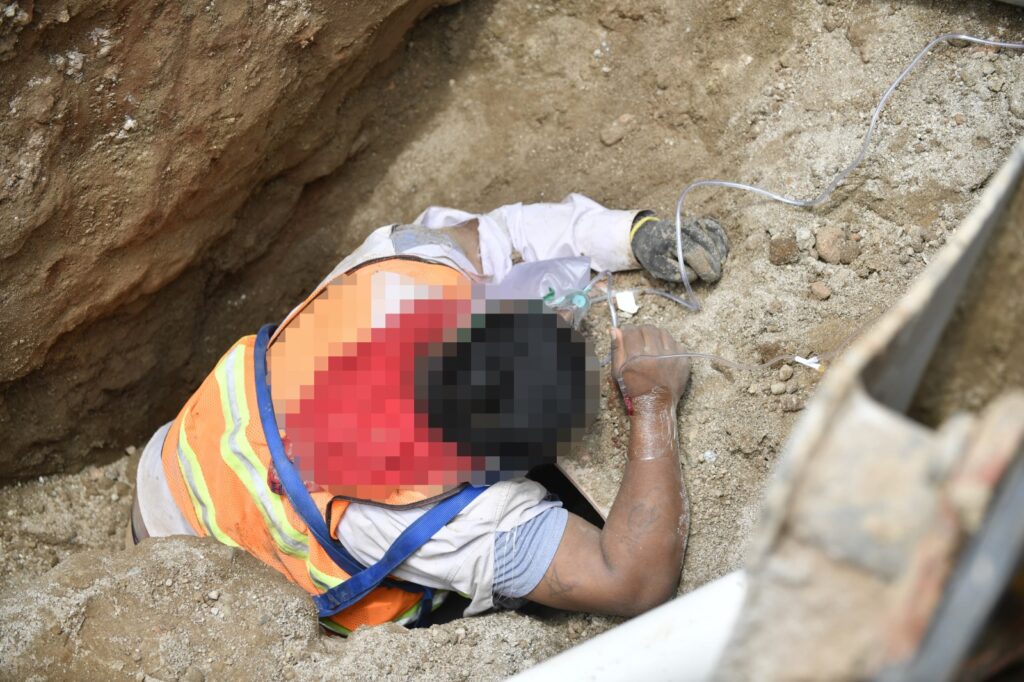 Colapso en obra de Periférico Sur deja un trabajador muerto y otro lesionado