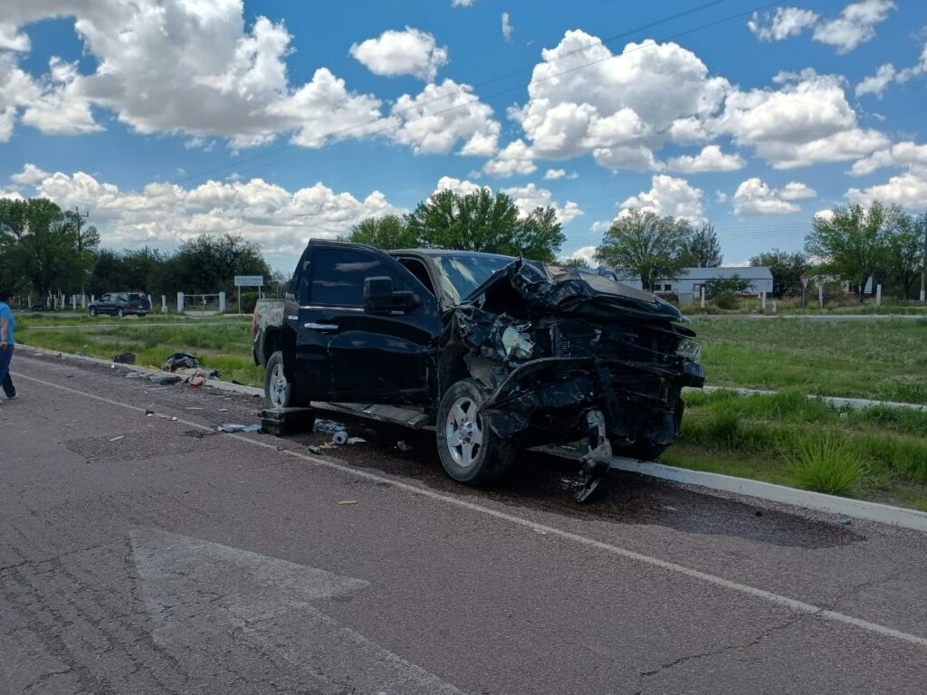 Otro choque de paisanos en la carretera a Parral