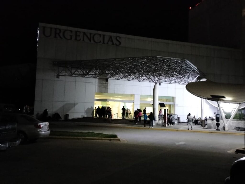 Menor recibe balazo al estar en la plaza principal