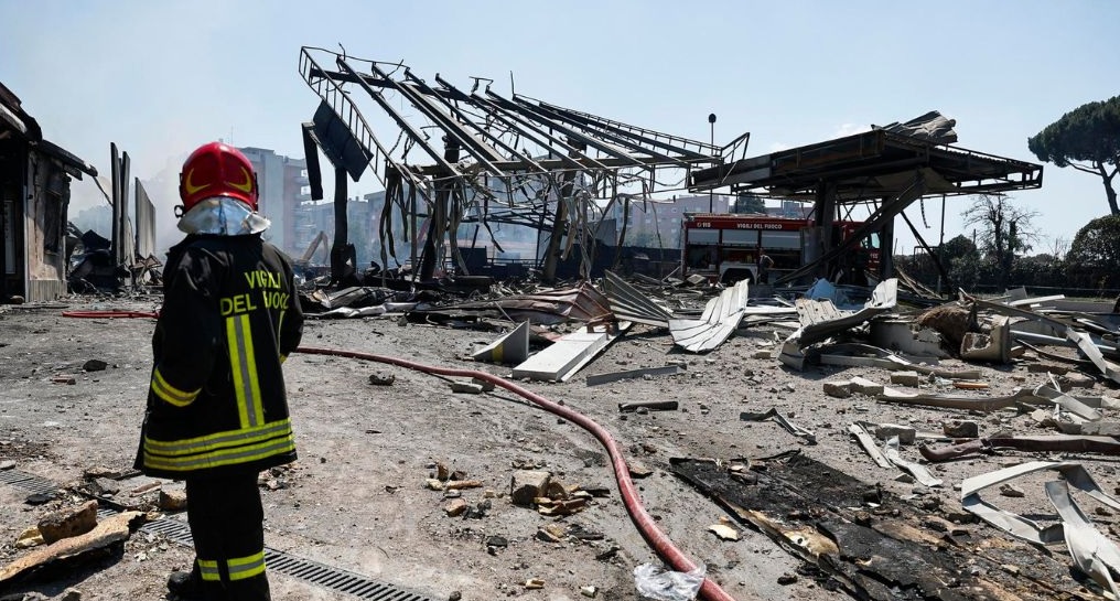 VIDEO: Explosión en gasolinera de Roma deja al menos 45 heridos, edificios destruidos y terror
