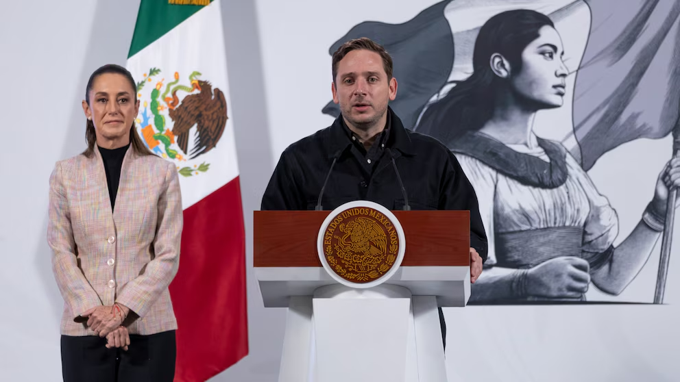 Gobierno ampliará capacidad hospitalaria con 18 hospitales y 3 clínicas