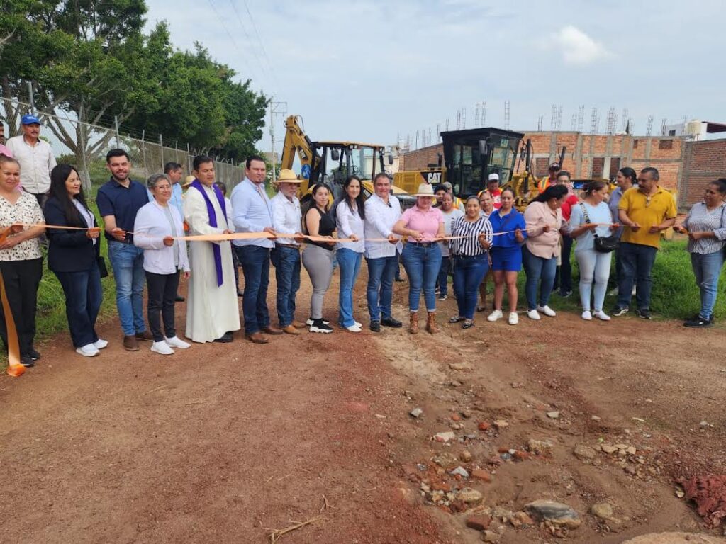 Inicia rehabilitación integral de la calle San Felipe en El Arenal
