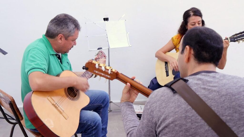 Escuela de Artes Plásticas “Ángel Carranza” amplía inscripciones
