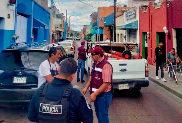 Tlaquepaque retira objetos para “apartar lugares” en la zona centro