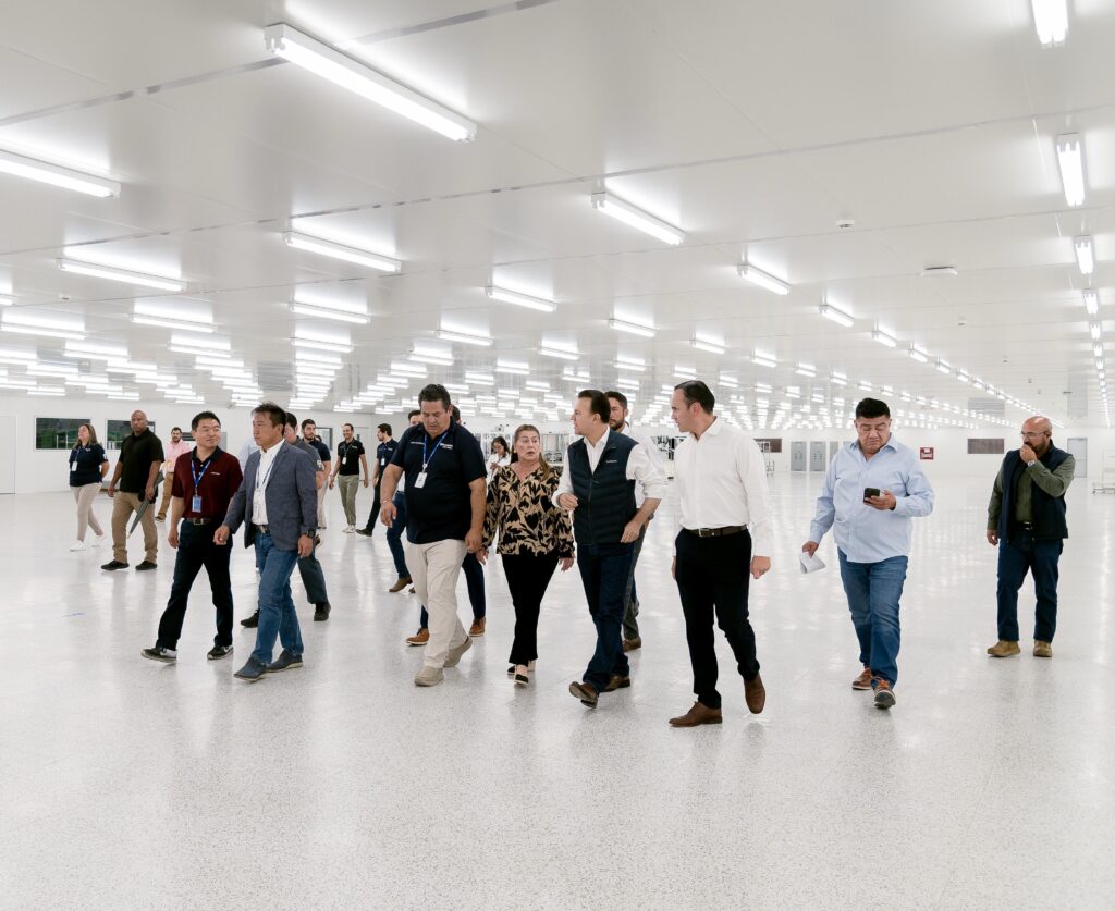 Con inversión de 50 mdd y mil nuevos empleos, Esteban y Lety inauguran expansión de la planta Kyungshin en Gómez Palacio