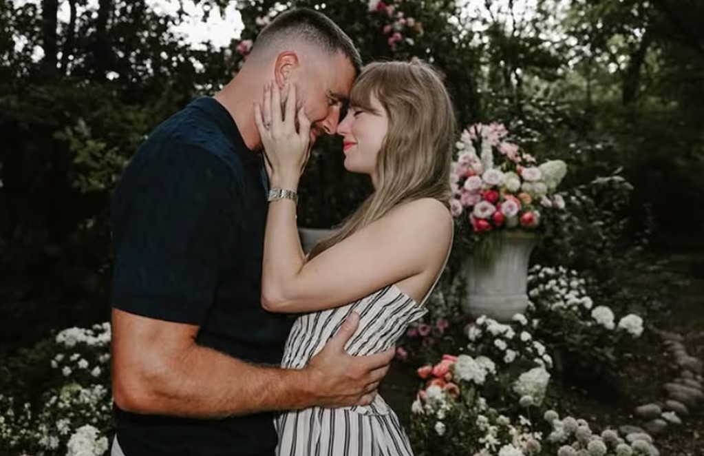 Taylor Swift y Travis Kelce anuncian su compromiso