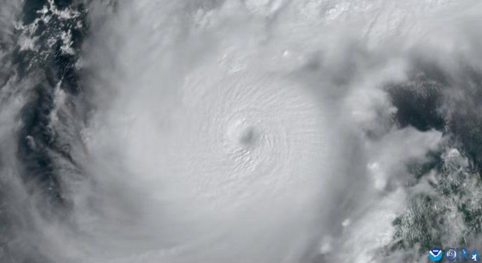 Alerta Máxima por Ciclón Ivo: Amenaza de Huracán en el Pacífico Mexicano
