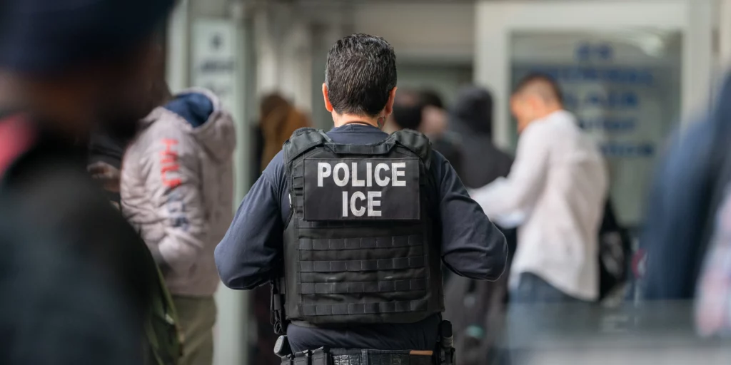 ICE elimina límite de edad para ingresar a la Patrulla Fronteriza de EU