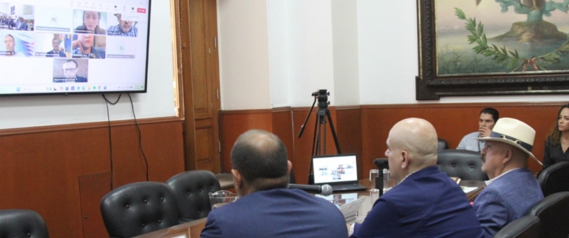 Diputados de Jalisco aprueban anteproyecto presupuestal con aumento a sueldos, incluido el de legisladores