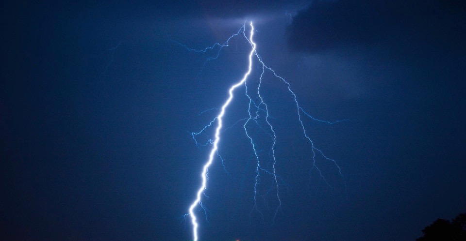 Tormenta nocturna deja afectaciones en Guadalajara y Zapopan