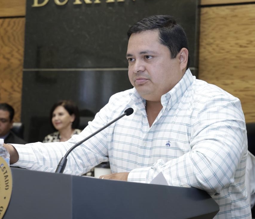 Impulsa Octavio Adame mayor seguridad para motociclistas
