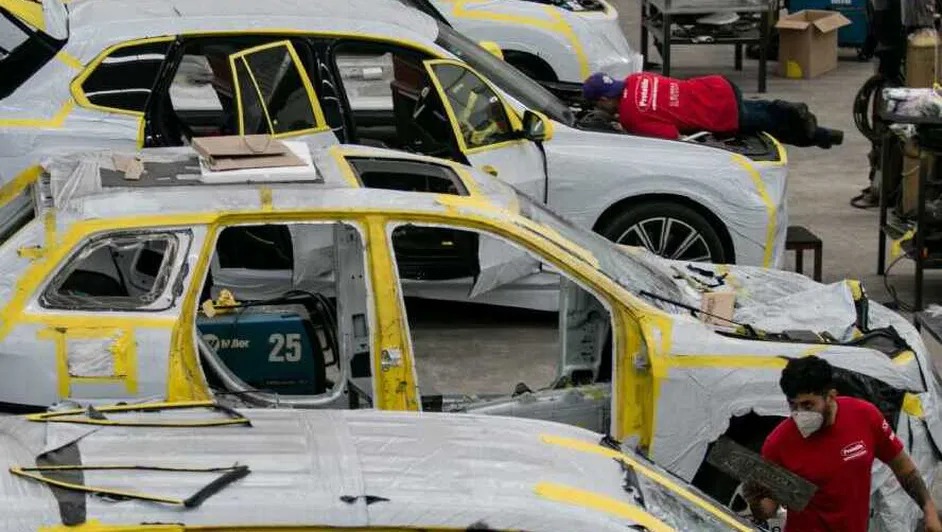 Política migratoria de Trump tiene en jaque a granjas, fábricas y construcciones en EU