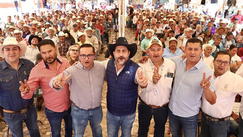 SADER Jalisco entrega más de 3 millones de pesos a productores de Ojuelos