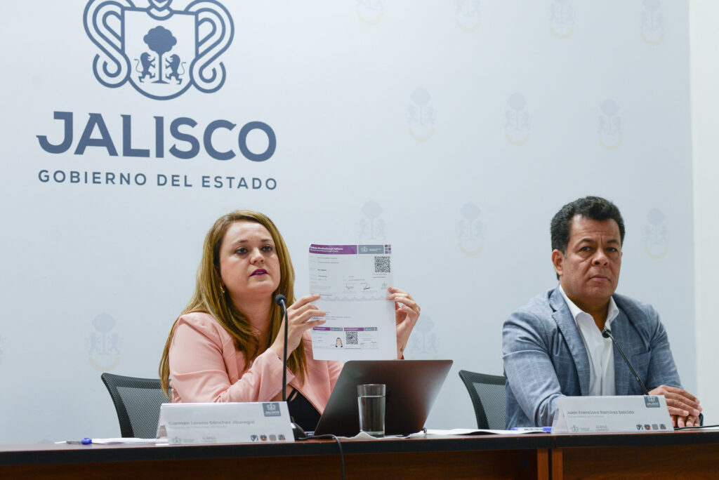 Jalisco lanza nueva cédula profesional estatal con mayor seguridad y funcionalidad
