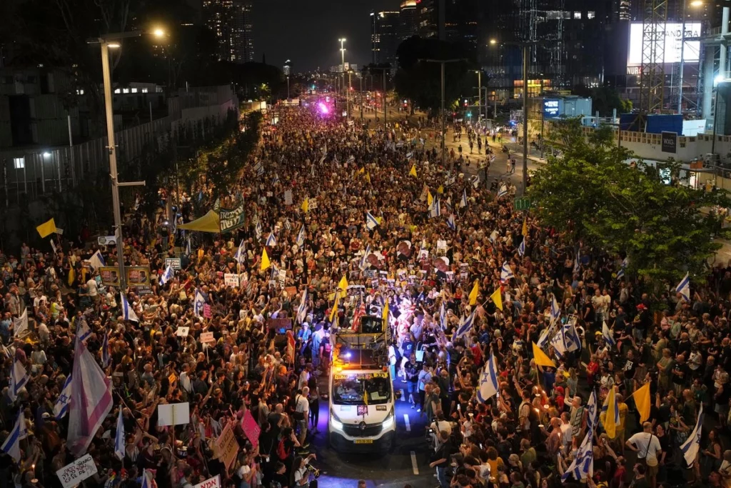 Miles protestan en Tel Aviv contra plan israelí de ocupar ciudad de Gaza