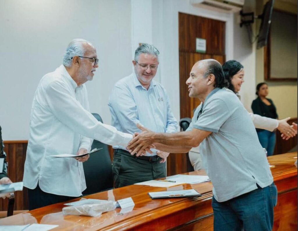 PyMEs de Nayarit recibirán impulso histórico con créditos preferenciales y beneficios únicos