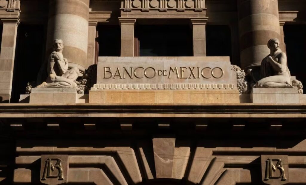 Banxico recorta su tasa de interés a 7.75%