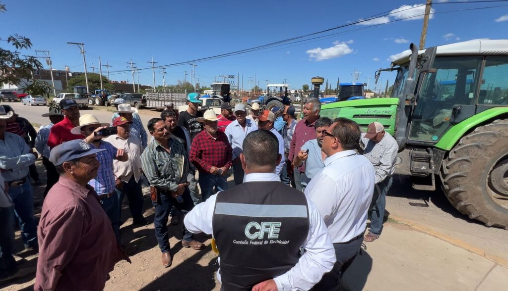 Productores toman subestación de CFE en Guadalupe Victoria tras tres años de apagones; exigen solución inmediata